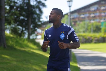 Jeremain LENS starts training