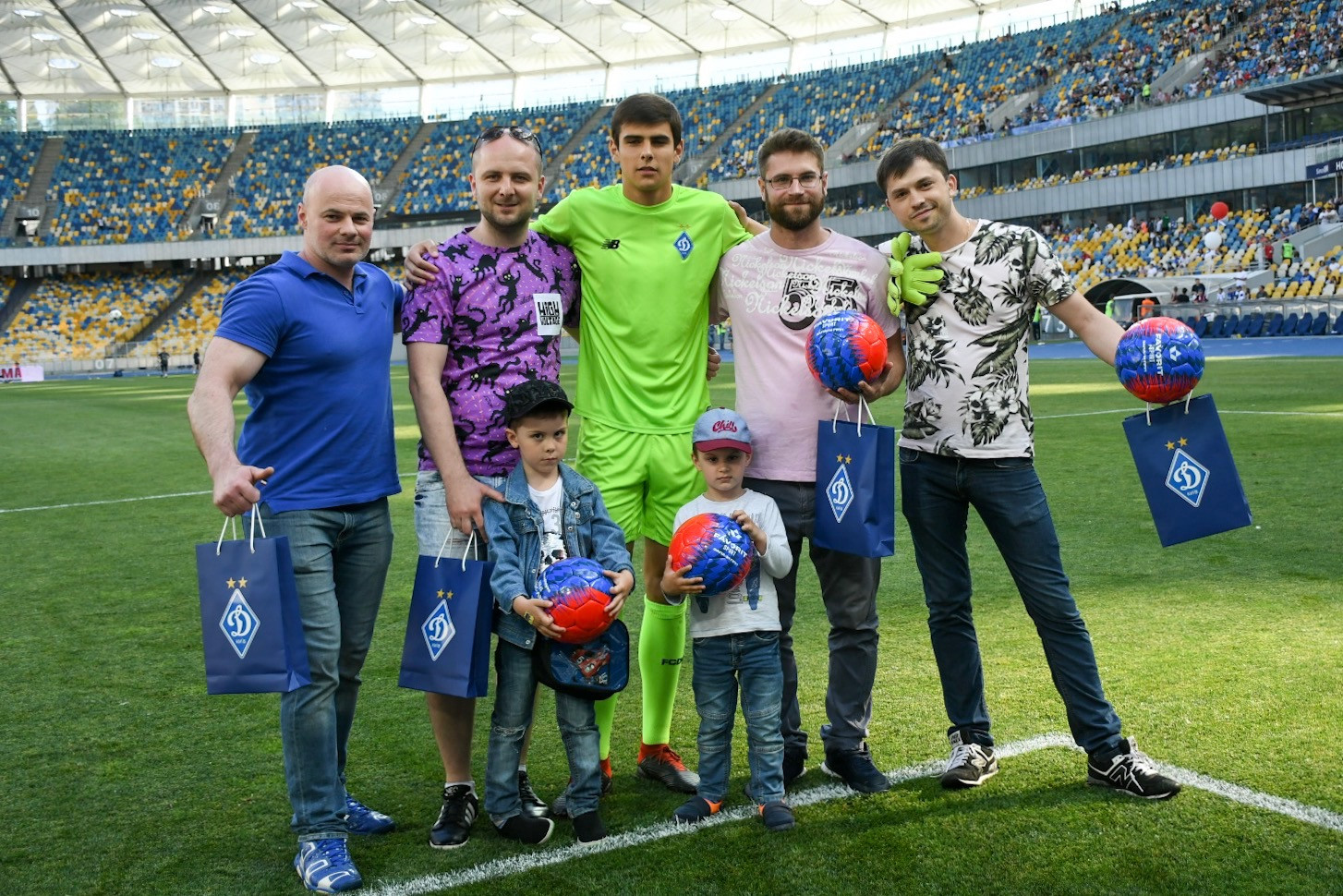 Серія пенальті: МОРГУН vs уболівальники: конкурс від «Фаворит Спорт» та «Динамо»