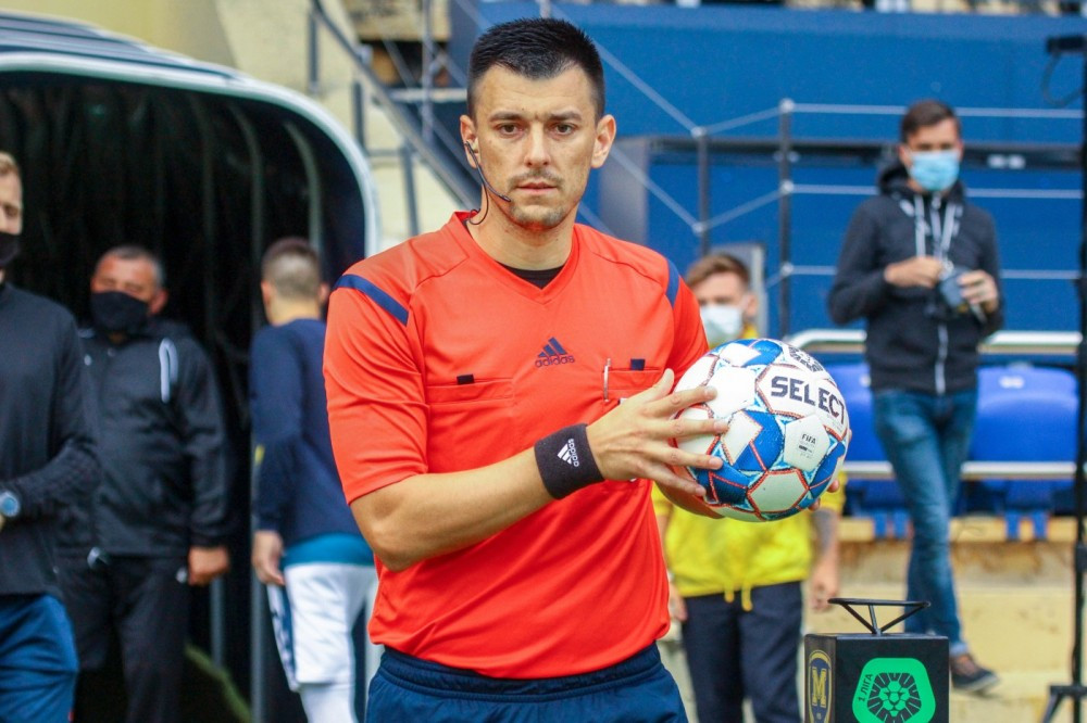 Livyi Bereh – Dynamo: officials